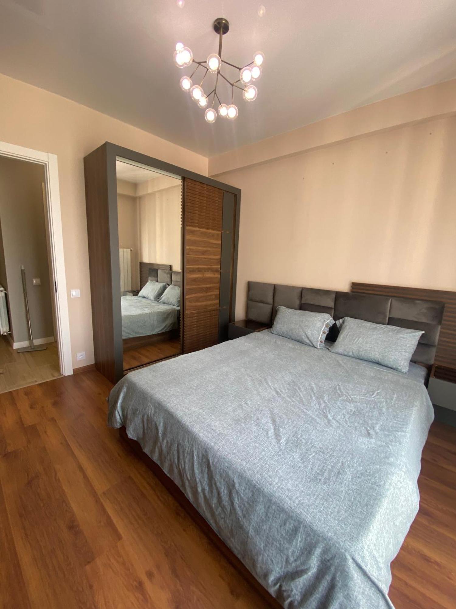 Tbilisi Hilton Apartment Exteriör bild