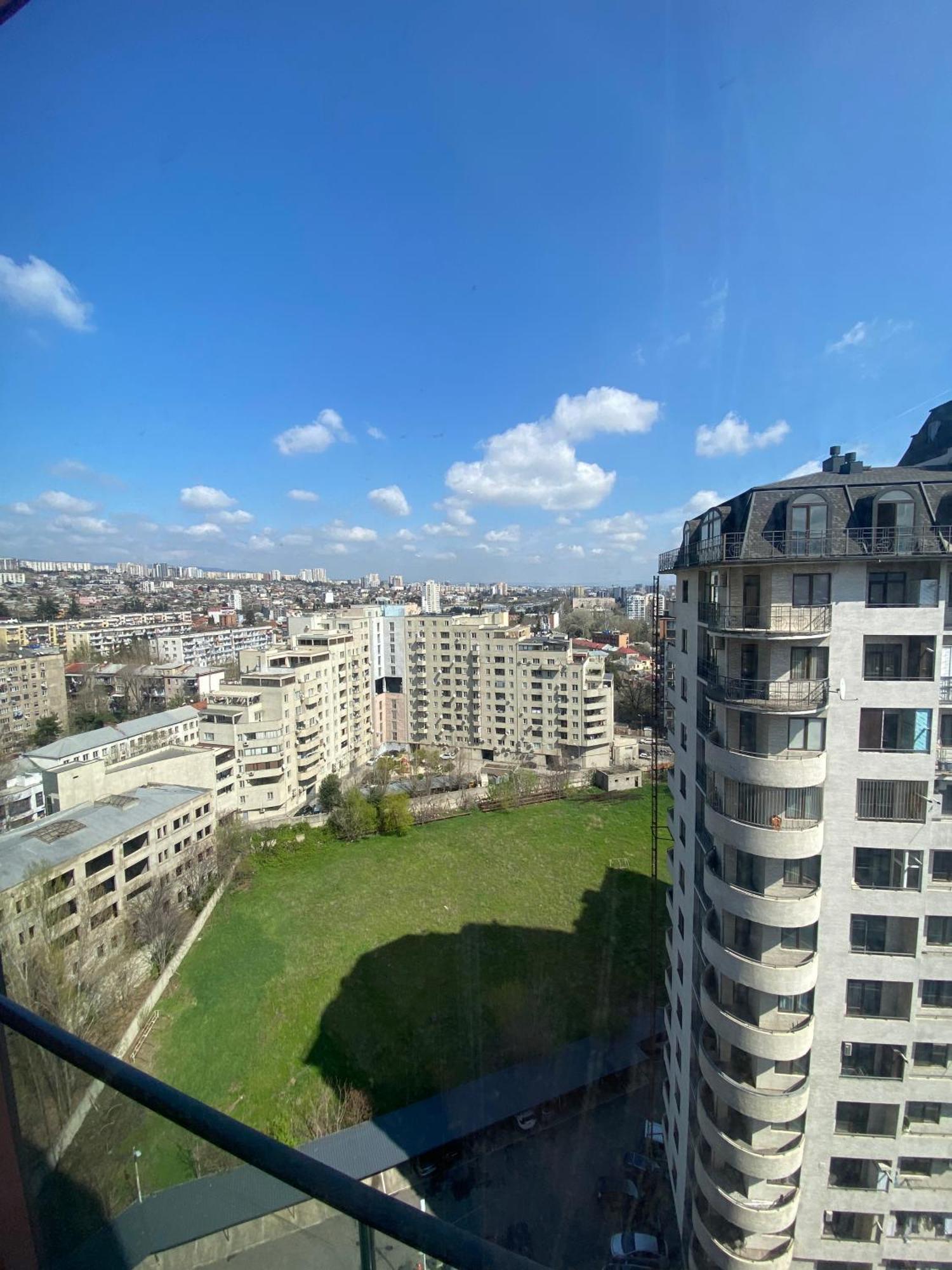 Tbilisi Hilton Apartment Exteriör bild