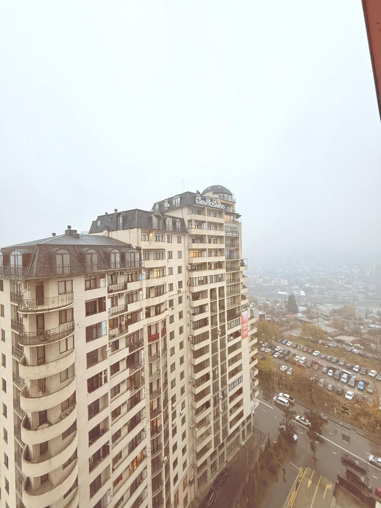 Tbilisi Hilton Apartment Exteriör bild